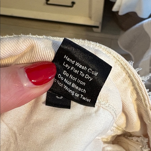 POL Pant - Picture 5 of 5